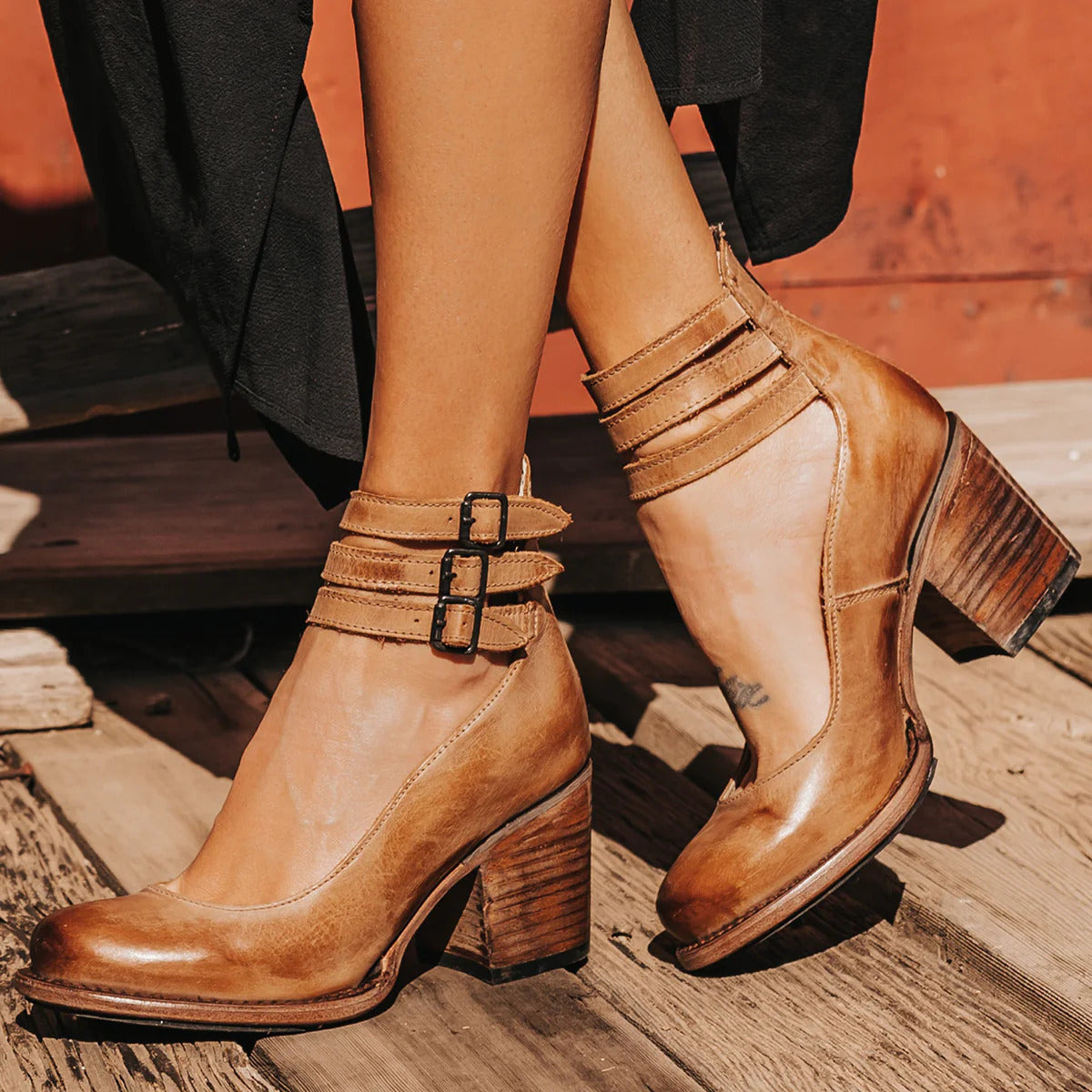 Brown / 12