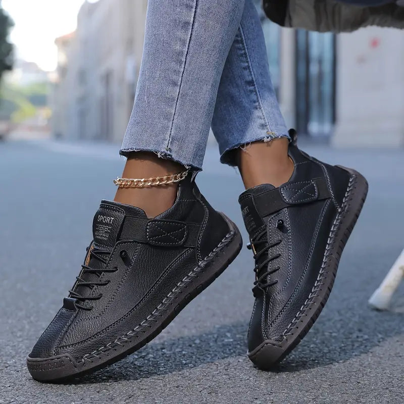 Black / 12 US | 43 EU