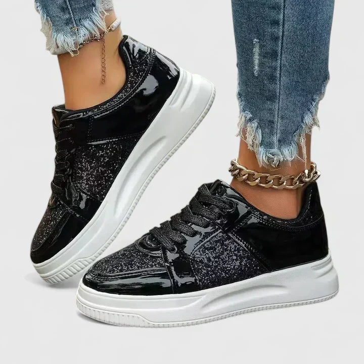 Black / 11 US | 42 EU
