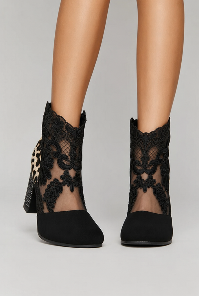 Black Leopard / 12