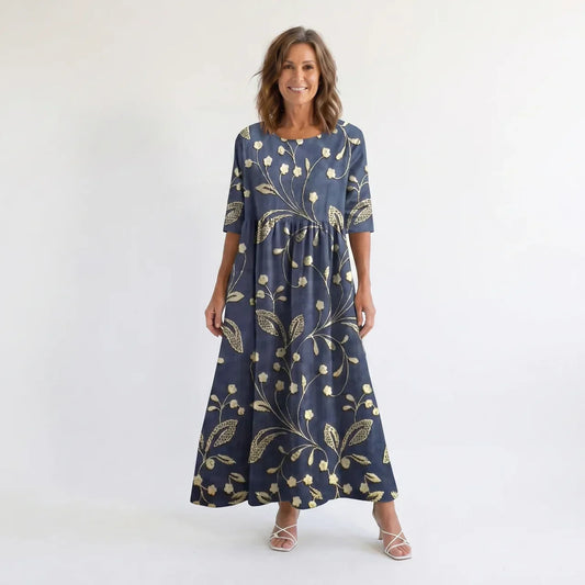 Suzan | Flattering Dress
